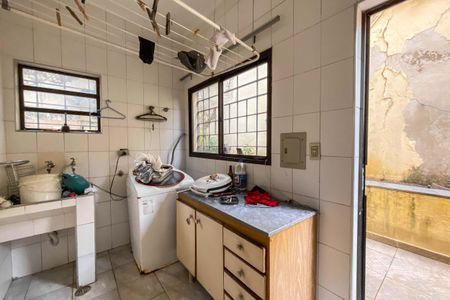 Casa à venda com 350m², 3 quartos e 4 vagasÁrea de Serviço