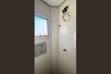 Apartamento à venda com 67m², 2 quartos e 1 vagaBanheiro Social