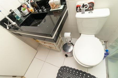 Apartamento à venda com 83m², 3 quartos e 2 vagasBanheiro