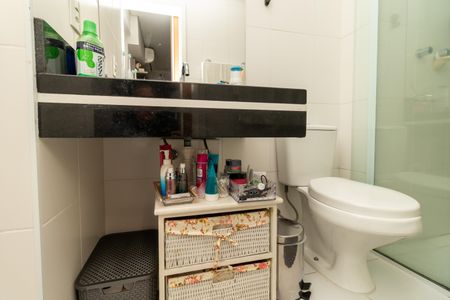 Apartamento à venda com 83m², 3 quartos e 2 vagasBanheiro da Suíte