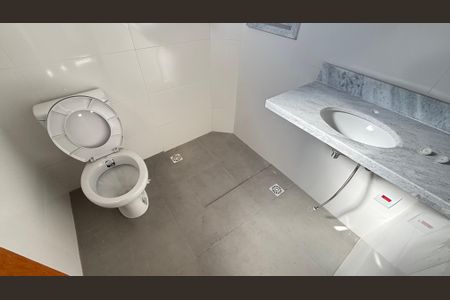 Apartamento à venda com 45m², 2 quartos e 1 vaga Apartamento à venda com 45m², 2 quartos e 1 vagaBanheiro da Suíte