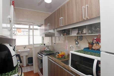 Apartamento à venda com 63m², 2 quartos e 2 vagasCozinha + Área de Serviço