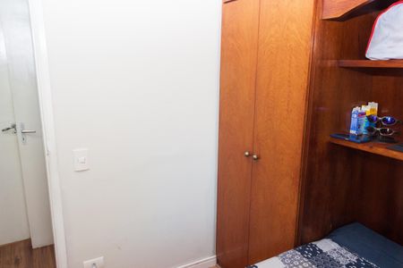 Apartamento à venda com 80m², 3 quartos e 2 vagasQuarto 2
