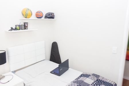 Apartamento à venda com 80m², 3 quartos e 2 vagasQuarto 1