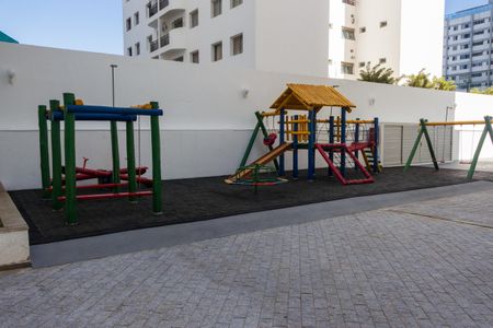 Apartamento à venda com 80m², 3 quartos e 2 vagasÁrea comum - Playground