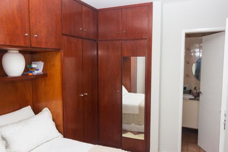 Apartamento à venda com 80m², 3 quartos e 2 vagasSuíte