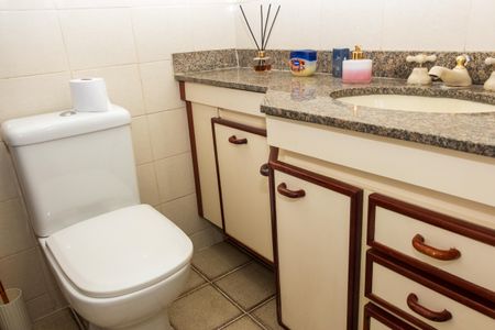 Apartamento à venda com 80m², 3 quartos e 2 vagasBanheiro