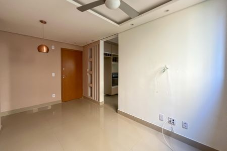 Apartamento à venda com 51m², 2 quartos e 1 vaga Apartamento à venda com 51m², 2 quartos e 1 vagaSala