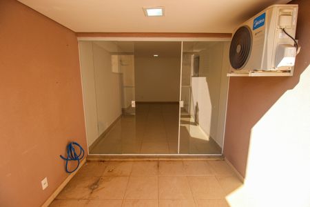 Apartamento para alugar com 87m², 2 quartos e 1 vagaVaranda