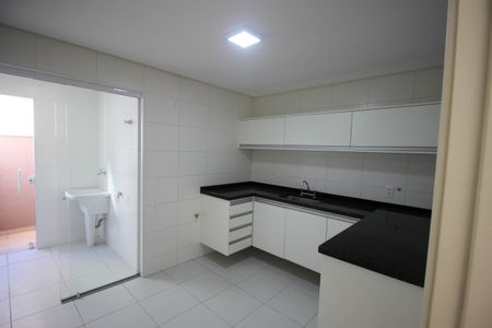 Apartamento para alugar com 87m², 2 quartos e 1 vagaCozinha