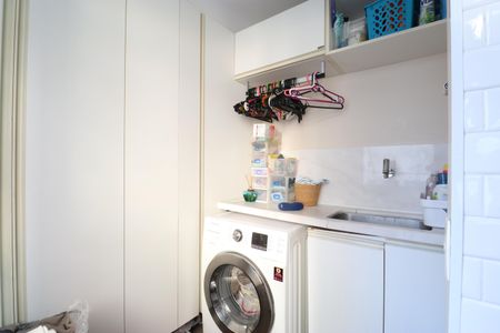 Apartamento à venda com 145m², 3 quartos e 1 vaga Área de Serviço