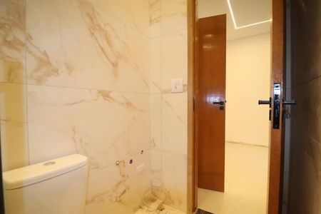 Casa à venda com 329m², 3 quartos e 6 vagasBanheiro da Suíte 3