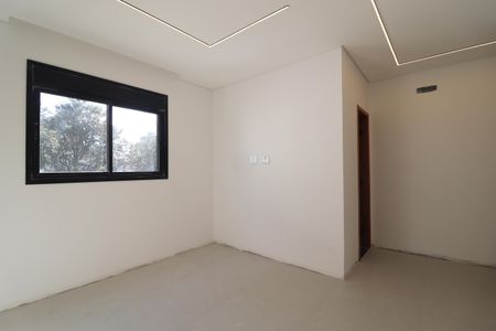 Casa à venda com 329m², 3 quartos e 6 vagasSuíte