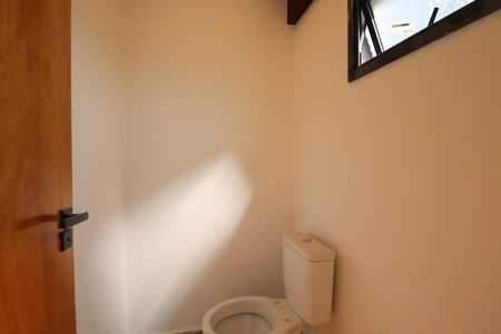 Casa à venda com 329m², 3 quartos e 6 vagasLavabo 