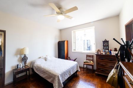 Apartamento à venda com 450m², 6 quartos e 2 vagas Apartamento à venda com 450m², 6 quartos e 2 vagasSuíte 1