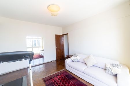 Apartamento à venda com 450m², 6 quartos e 2 vagas Apartamento à venda com 450m², 6 quartos e 2 vagasQuarto 1