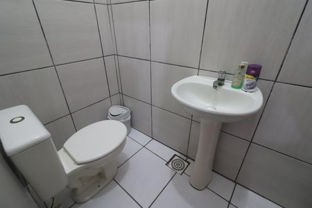 Casa à venda com 171m², 3 quartos e 3 vagasBanheiro de Serviço 2