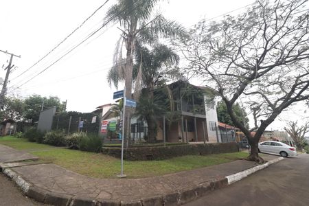 Casa à venda com 171m², 3 quartos e 3 vagasFachada