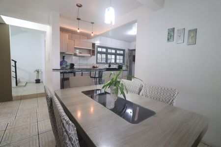 Casa à venda com 171m², 3 quartos e 3 vagasSala jantar