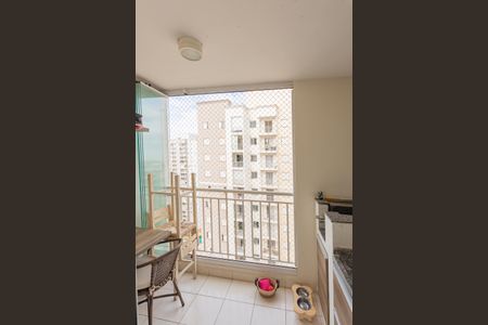 Apartamento para alugar com 80m², 2 quartos e 2 vagasSacada da Sala