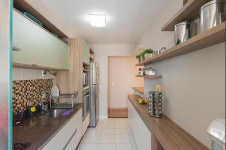 Apartamento para alugar com 80m², 2 quartos e 2 vagasCozinha
