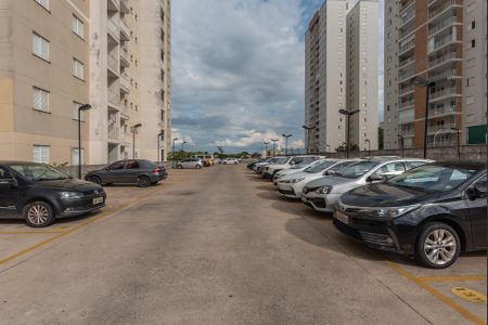 Apartamento para alugar com 80m², 2 quartos e 2 vagasGaragens