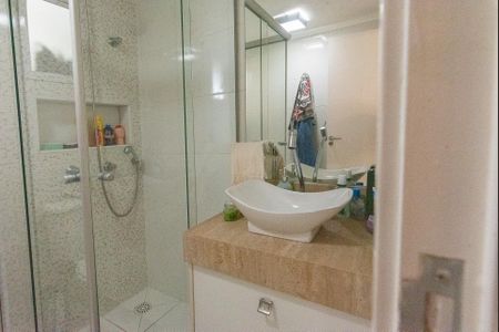 Apartamento para alugar com 80m², 2 quartos e 2 vagasBanheiro