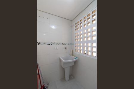 Casa de condomínio à venda com 33m², 1 quarto e sem vaga Casa de condomínio à venda com 33m², 1 quarto e sem vagaÁrea de Serviço