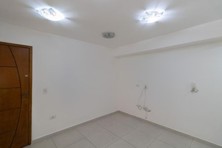 Casa de condomínio à venda com 33m², 1 quarto e sem vaga Casa de condomínio à venda com 33m², 1 quarto e sem vagaSala/Cozinha