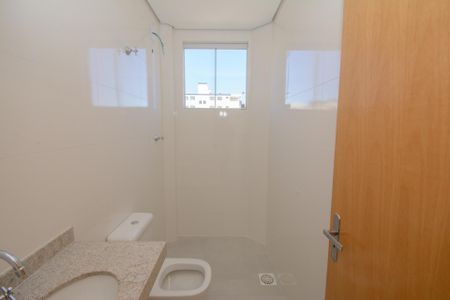 Apartamento à venda com 62m², 2 quartos e 2 vagasBanheiro Social