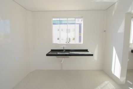 Apartamento à venda com 62m², 2 quartos e 2 vagasCozinha