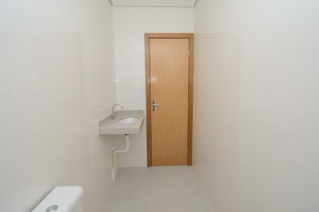 Apartamento à venda com 62m², 2 quartos e 2 vagasBanheiro da Suíte
