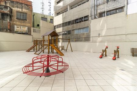 Apartamento à venda com 80m², 2 quartos e sem vaga Apartamento à venda com 80m², 2 quartos e sem vagaPlayground