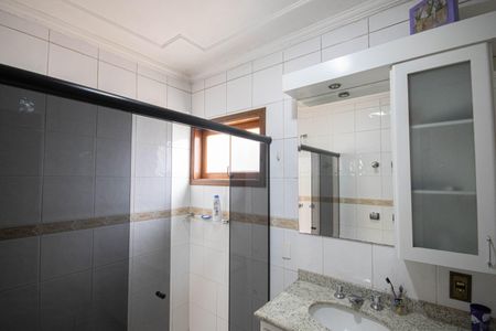 Casa de condomínio à venda com 405m², 6 quartos e 8 vagasBanheiro da Suíte 1