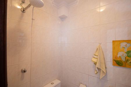 Casa de condomínio à venda com 405m², 6 quartos e 8 vagasBanheiro Espaço Gourmet