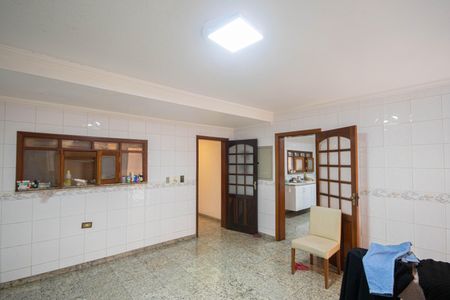 Casa de condomínio à venda com 405m², 6 quartos e 8 vagasDetalhe da cozinha