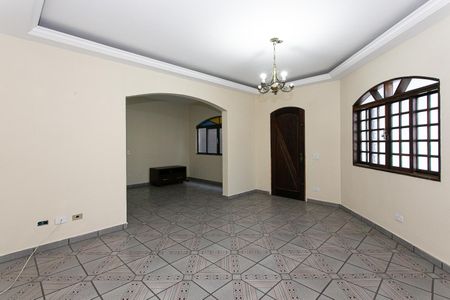 Casa à venda com 220m², 3 quartos e 6 vagasSala 2