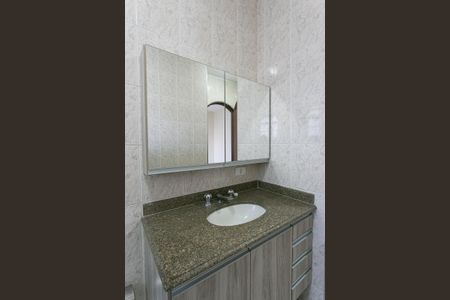 Casa à venda com 220m², 3 quartos e 6 vagasBanheiro da Suíte