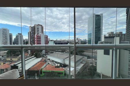 Apartamento para alugar com 84m², 2 quartos e 2 vagas Apartamento para alugar com 84m², 2 quartos e 2 vagasVaranda