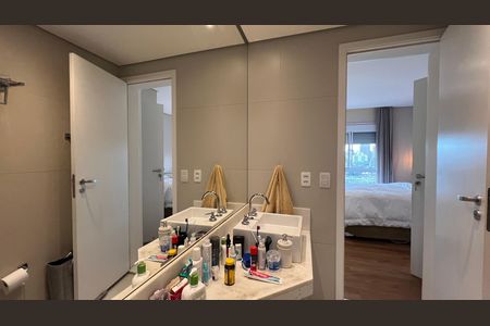 Apartamento para alugar com 84m², 2 quartos e 2 vagas Apartamento para alugar com 84m², 2 quartos e 2 vagasBanheiro da Suíte 2