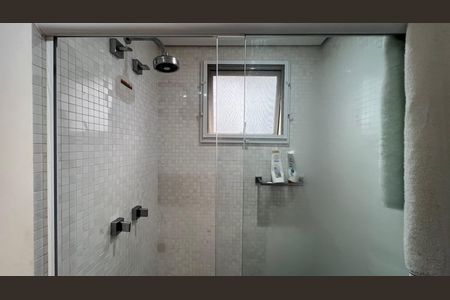 Apartamento para alugar com 84m², 2 quartos e 2 vagas Apartamento para alugar com 84m², 2 quartos e 2 vagasBanheiro da Suíte 1