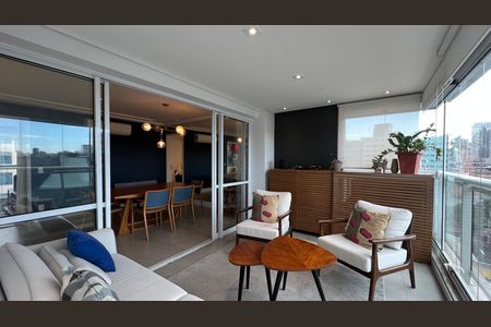 Apartamento para alugar com 84m², 2 quartos e 2 vagas Apartamento para alugar com 84m², 2 quartos e 2 vagasVaranda