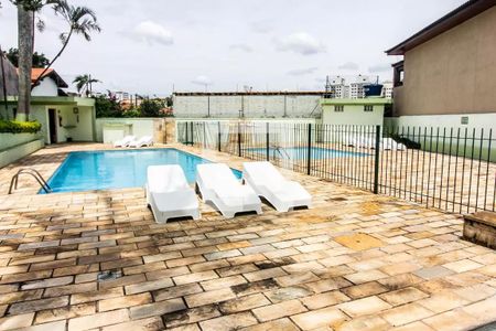 Casa de condomínio à venda com 177m², 4 quartos e 2 vagasÁrea comum - Piscina