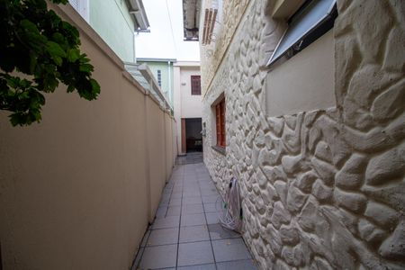 Casa de condomínio à venda com 177m², 4 quartos e 2 vagasCorredor