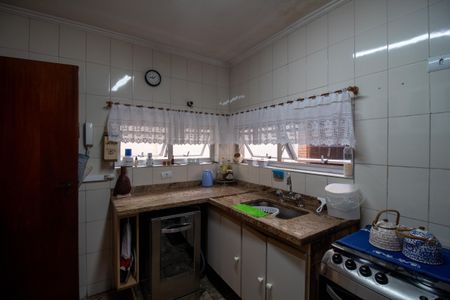 Casa de condomínio à venda com 177m², 4 quartos e 2 vagasCozinha