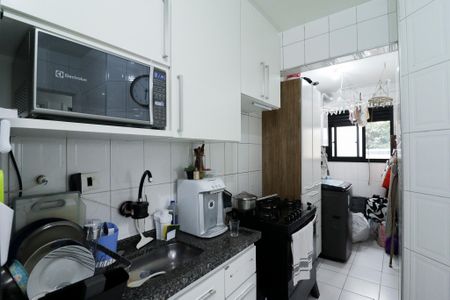 Apartamento à venda com 60m², 3 quartos e 1 vaga Apartamento à venda com 60m², 3 quartos e 1 vagaCozinha e Área de Serviço