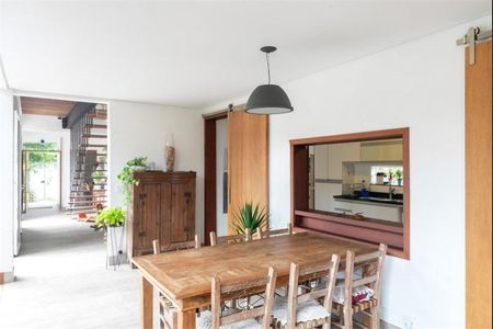 Casa à venda com 225m², 4 quartos e 4 vagasFoto 11