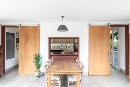 Casa à venda com 225m², 4 quartos e 4 vagasFoto 13