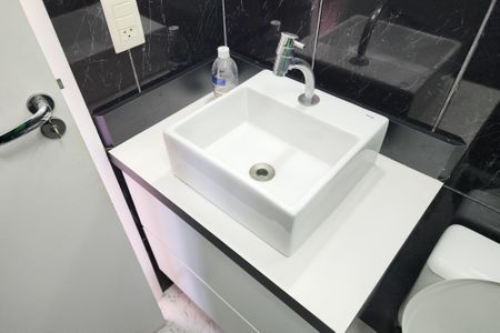 Apartamento à venda com 84m², 3 quartos e 2 vagasBanheiro Social 