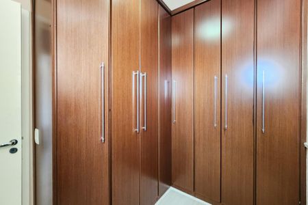 Apartamento à venda com 84m², 3 quartos e 2 vagasQuarto 1